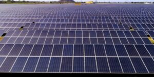 Hindistan’dan Güneş Enerjisinde Rekor Yarıyıl 2025'in İlk Yarısında 18 GW Kurulum Gerçekleşti