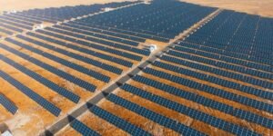 Çin'in Güneş Enerjisi Kapasitesi 1,11 TW’ye Ulaştı Yenilenebilirde Güçlü Büyüme Sürüyor