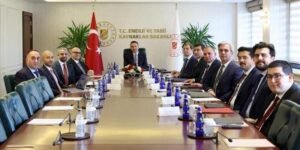 Türkiye ve BAE’den 1 Milyar Dolarlık Güneş Enerjisi Hamlesi